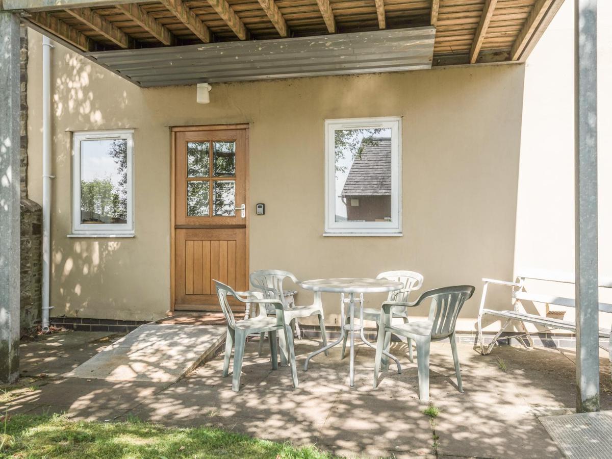 The Schoolhouse Bakehouse Apartment Bishop's Castle Bagian luar foto