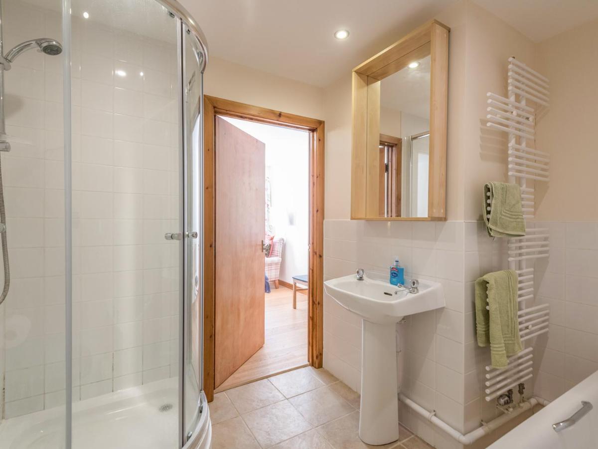 The Schoolhouse Bakehouse Apartment Bishop's Castle Bagian luar foto